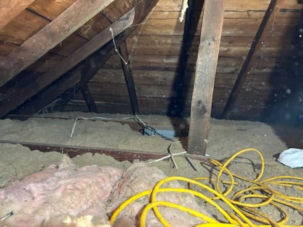 attic vermiculite asbestos-insulation removal norfolk ma