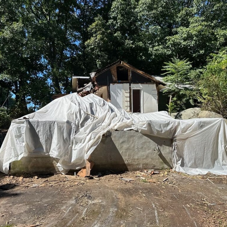 fa176e37 4195 4f08 8593 d1380b9a8380 Comprehensive Demolition and Asbestos Abatement of a Structurally Unsound Residential Property in Lynnfield, MA